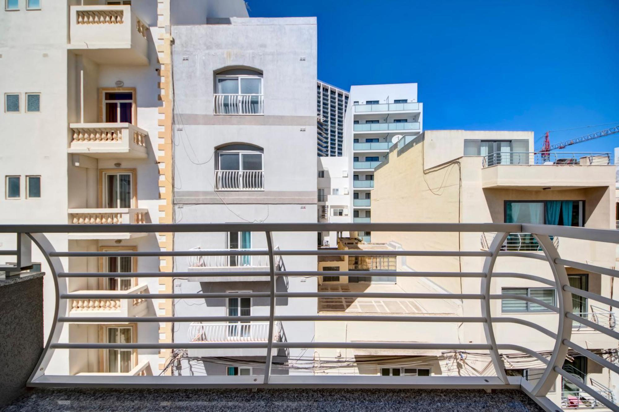 Modern 2Br Apt With Balconies In St Julians, Paceville - Apt 5 By Vaganza Saint Julian's Εξωτερικό φωτογραφία